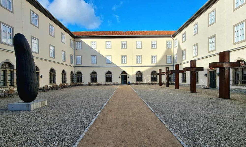 Schloss-Derneburg-10-2023-(7).jpg